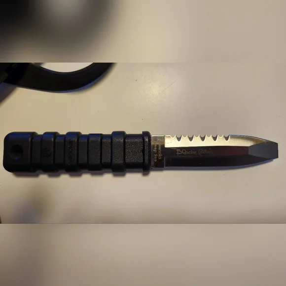 Divers Knife - Picture 2 of 2